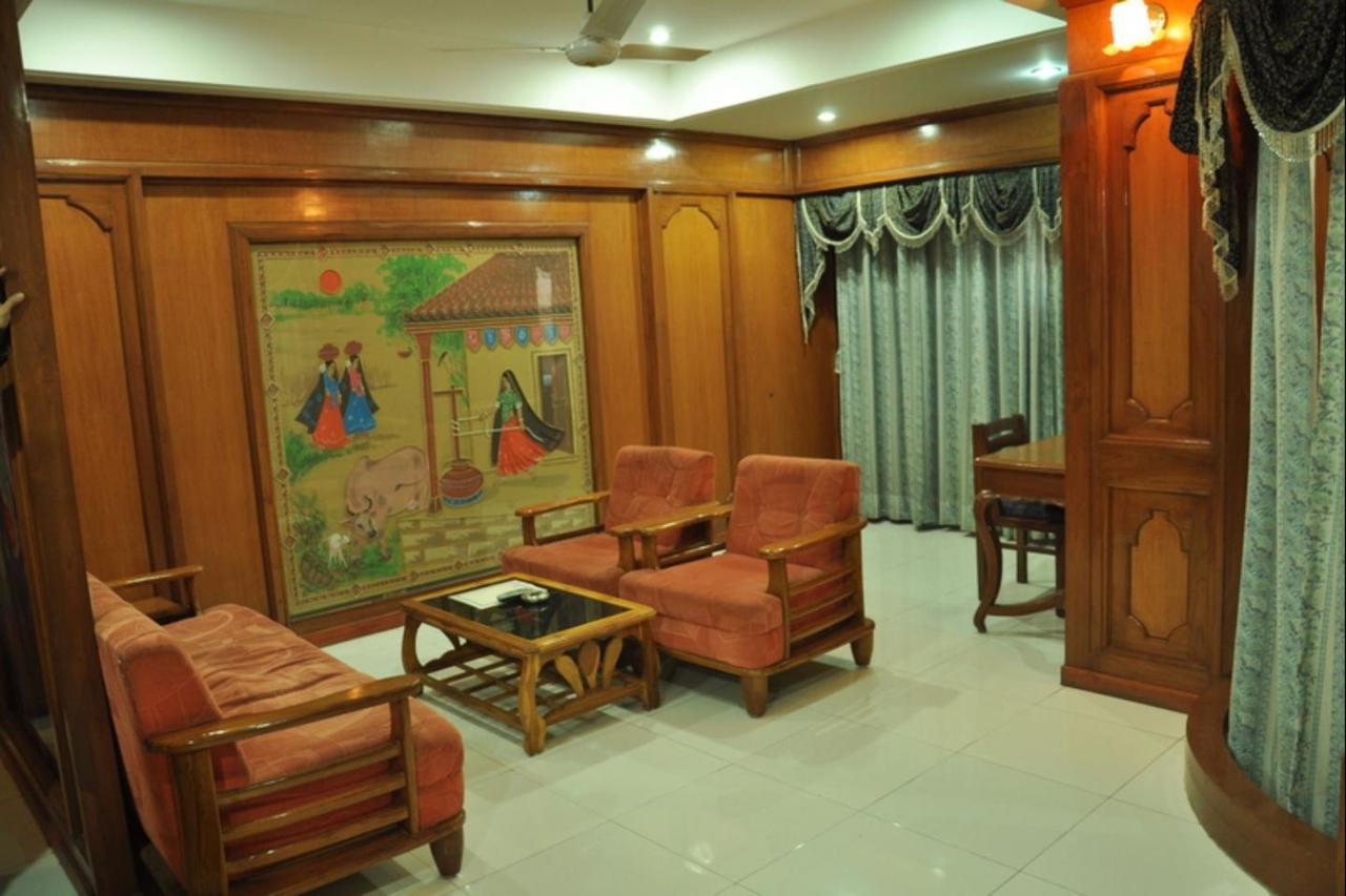 Hotel Chandan Gāndhīdhām Exteriér fotografie